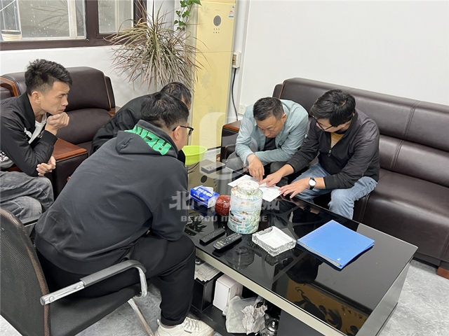 高標準定制！木材炭化機深受廣東客戶喜歡